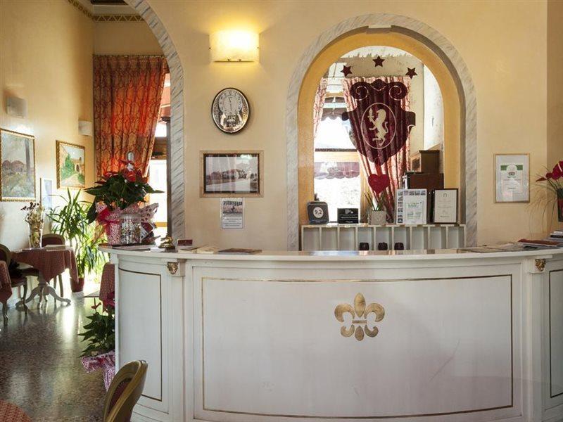 Albergo Antica Corte Marchesini Campagna Lupia Exterior foto