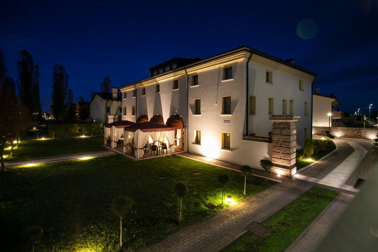 Albergo Antica Corte Marchesini Campagna Lupia Exterior foto