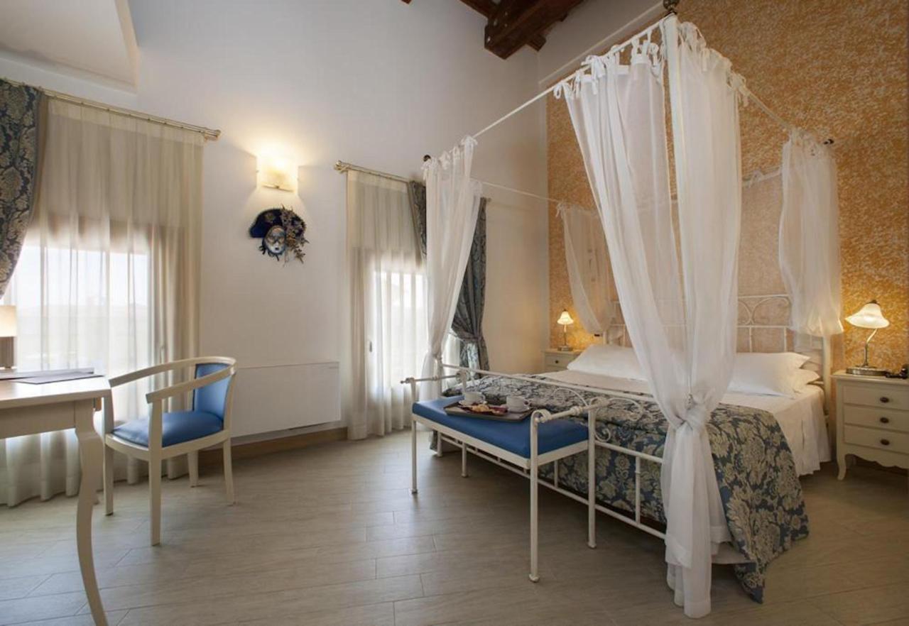 Albergo Antica Corte Marchesini Campagna Lupia Exterior foto