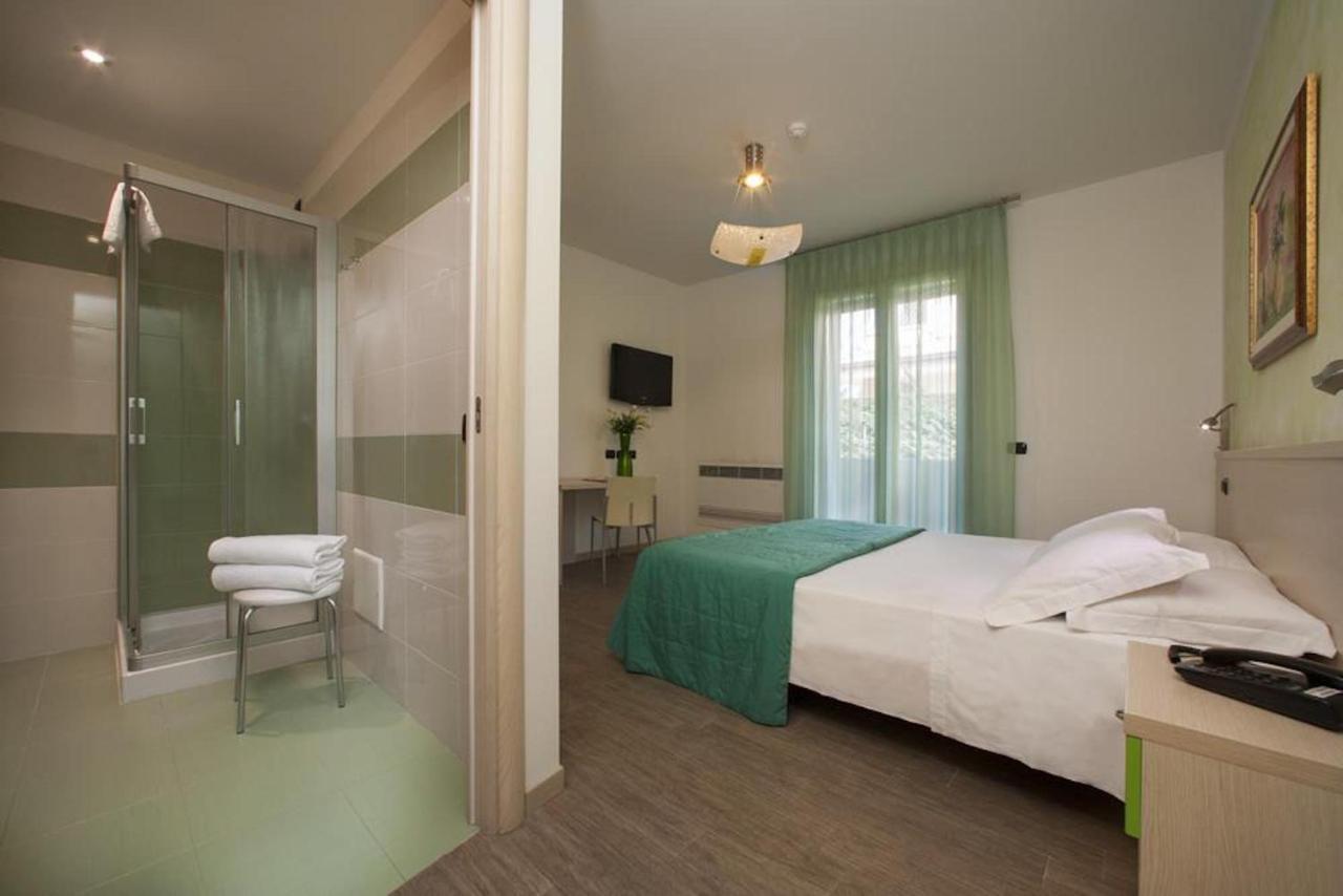 Albergo Antica Corte Marchesini Campagna Lupia Exterior foto
